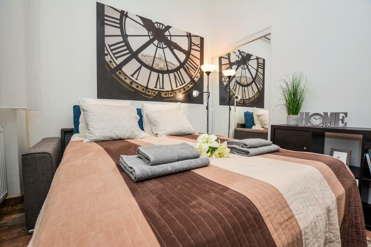 Timeless Apartment With Free Private Parking Budapest Exteriör bild