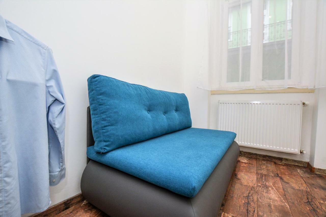 Timeless Apartment With Free Private Parking Budapest Exteriör bild
